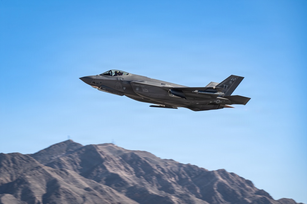 Red Flag-Nellis 26-1 taxi and take offs