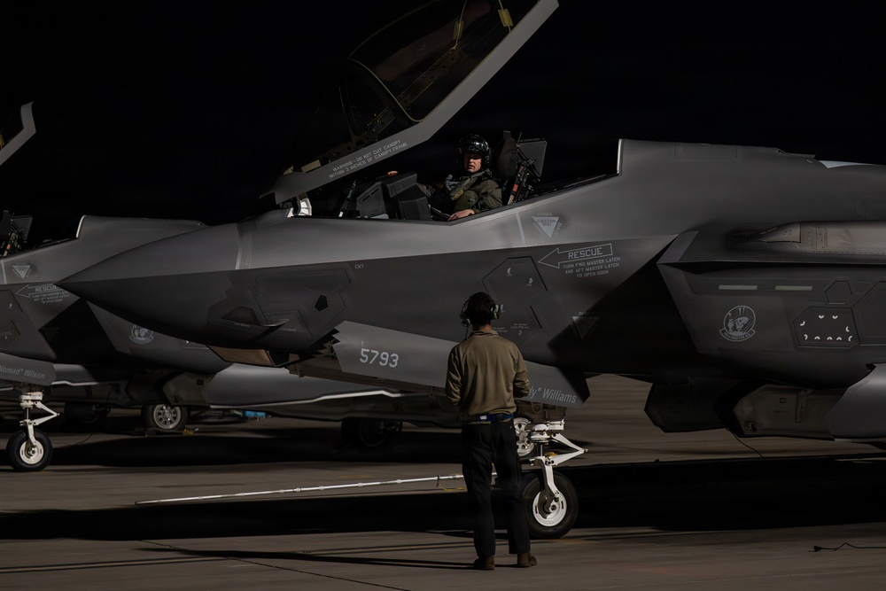 Red Flag-Nellis 26-1 Tyndall AFB F-35s at night.