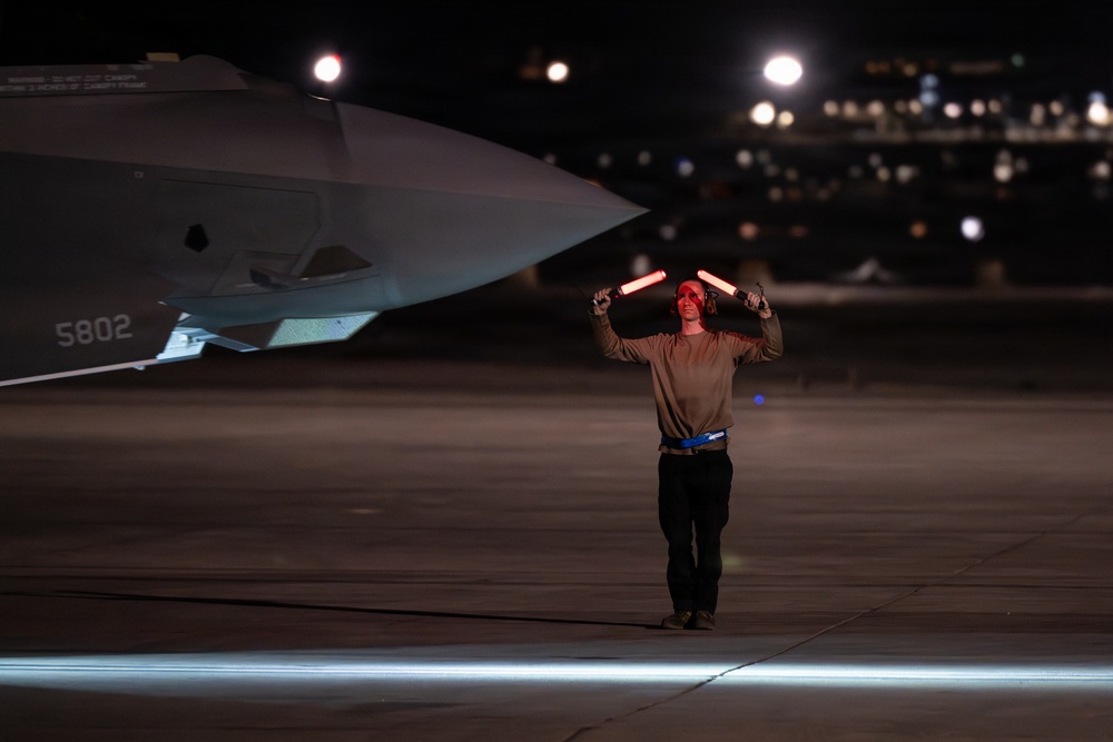 Red Flag-Nellis 26-1 Tyndall AFB F-35s at night.