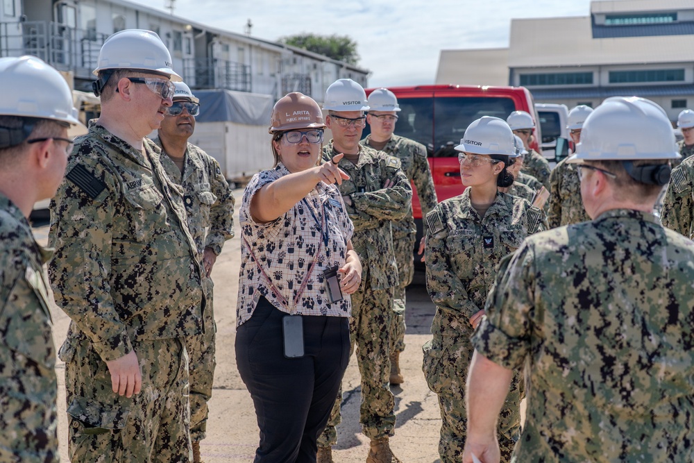 Reserve PAOs Tour Pearl Harbor Naval Shipyard