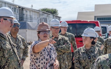 Reserve PAOs Tour Pearl Harbor Naval Shipyard
