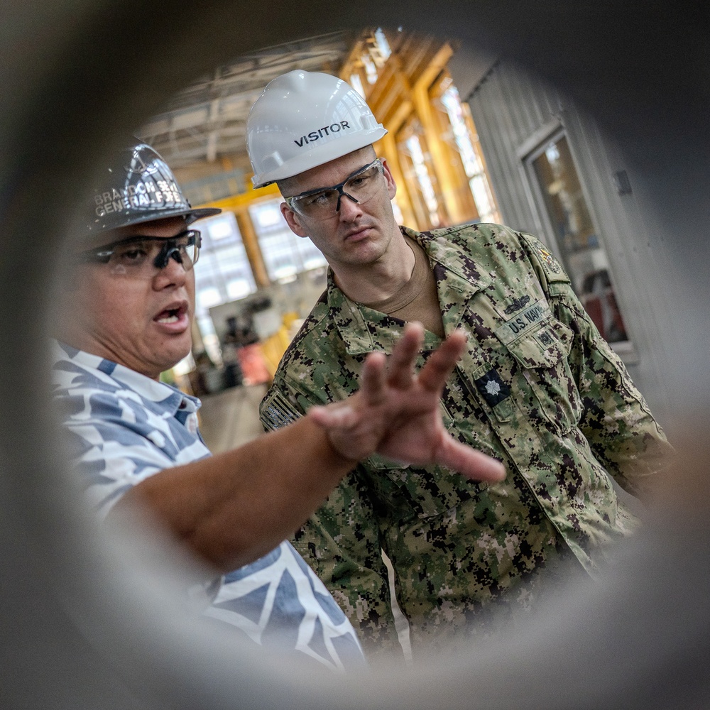 Reserve PAOs Tour Pearl Harbor Naval Shipyard