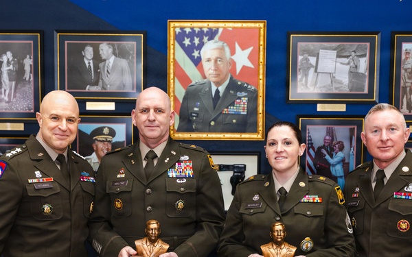 Army National Guard presents inaugural Lt. Gen. Herbert R. Temple Jr. Leadership Award