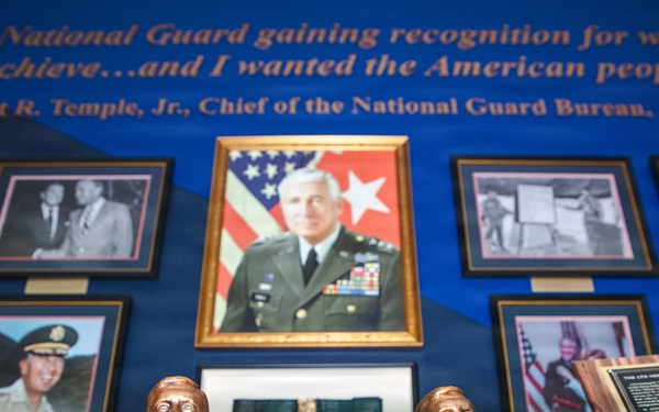 Army National Guard presents inaugural Lt. Gen. Herbert R. Temple Jr. Leadership Award