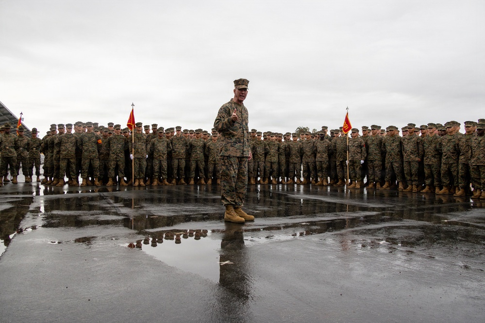 The 39th Commandant of the Marine Corps Visits MCRD San Diego