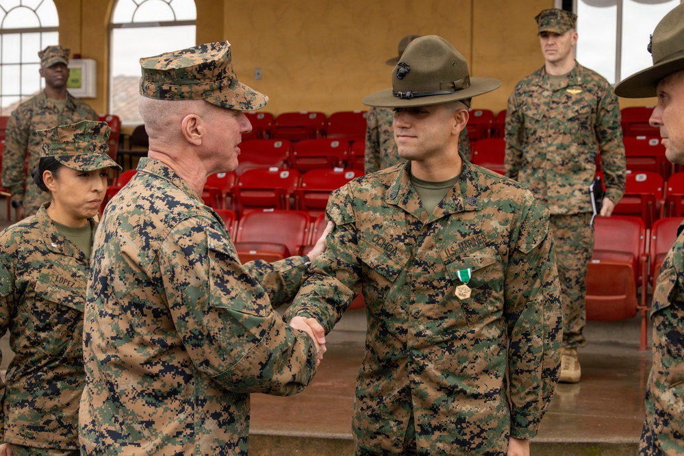 The 39th Commandant of the Marine Corps Visits MCRD San Diego
