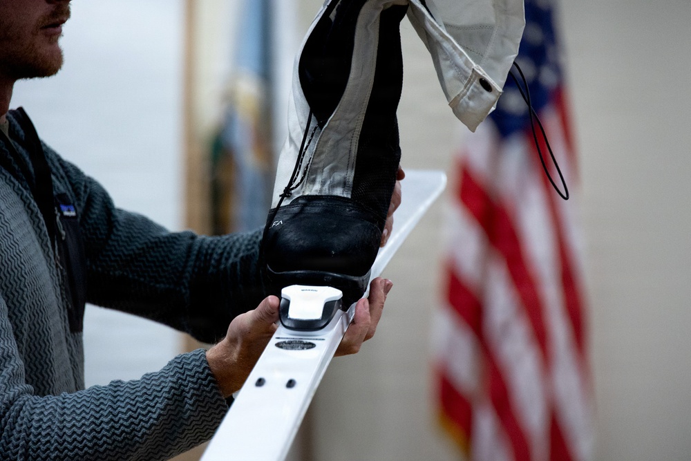 10th SFG(A) extreme cold weather gear class