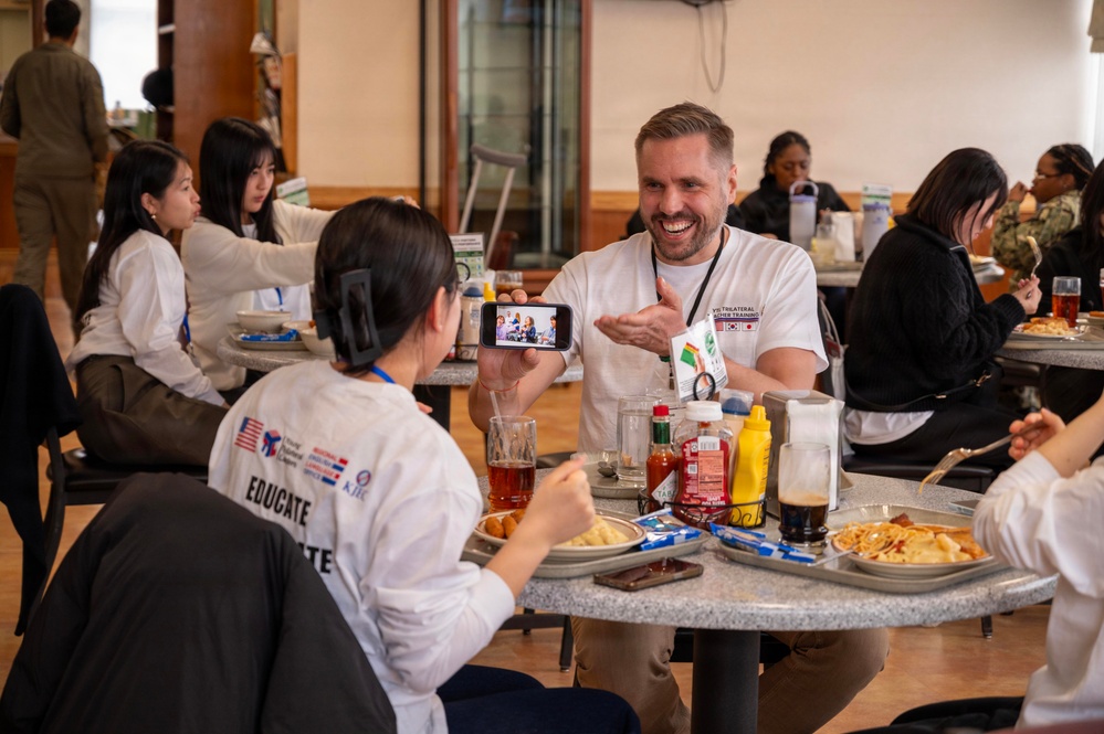 U.S. Department of State's English Access Scholarship Program Educators Visit CFAS