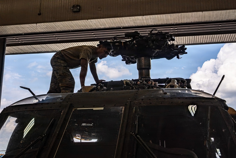 2CAB Maintainers Conduct UH-60 Black Hawk Maintenance
