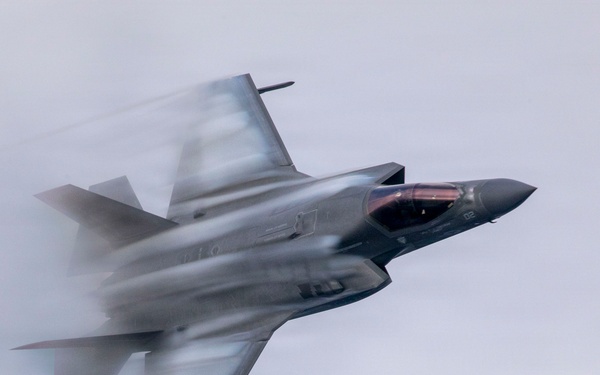 F-35B Lightning II Flyby of Makin Island