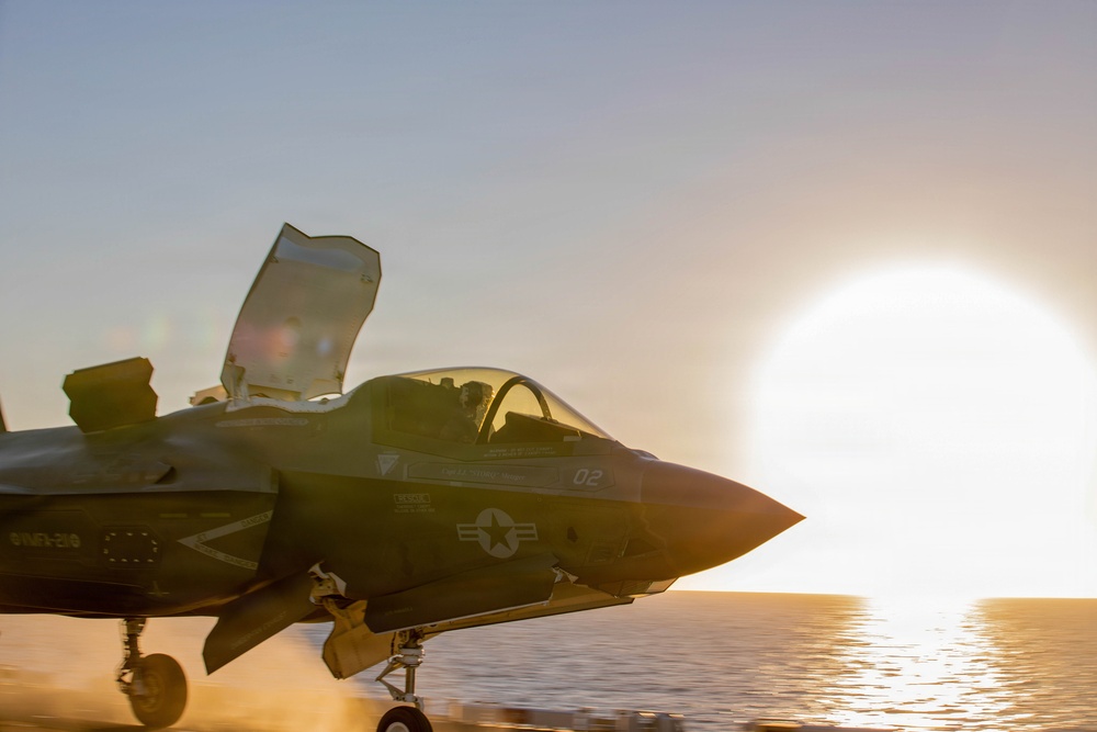 Marine Fighter Attack Squadron 211 Operations with Makin Island