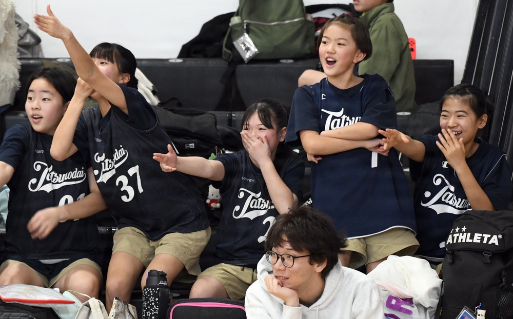 Bilateral youth basketball exchange at Camp Zama continues with day of scrimmages