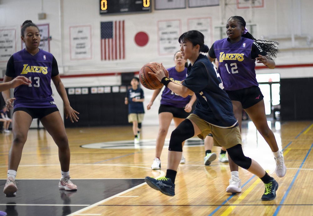 Bilateral youth basketball exchange at Camp Zama continues with day of scrimmages