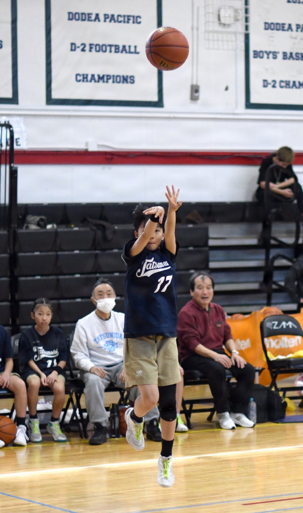 Bilateral youth basketball exchange at Camp Zama continues with day of scrimmages