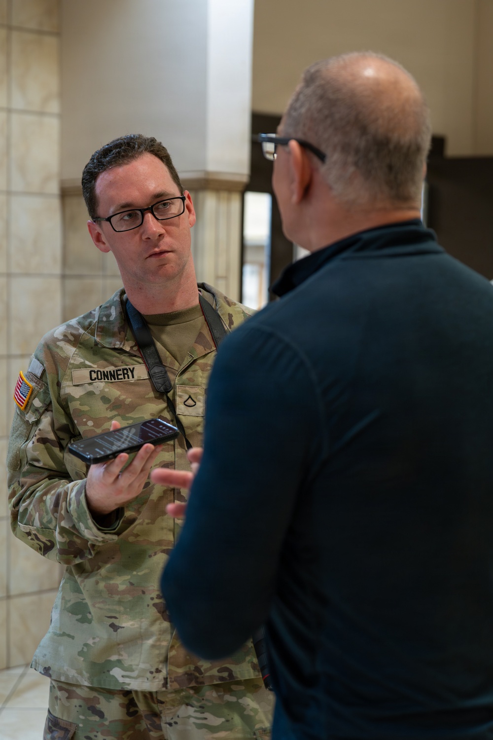Chef Robert Irvine Reviews Dishes Prepared by 92G Soldiers