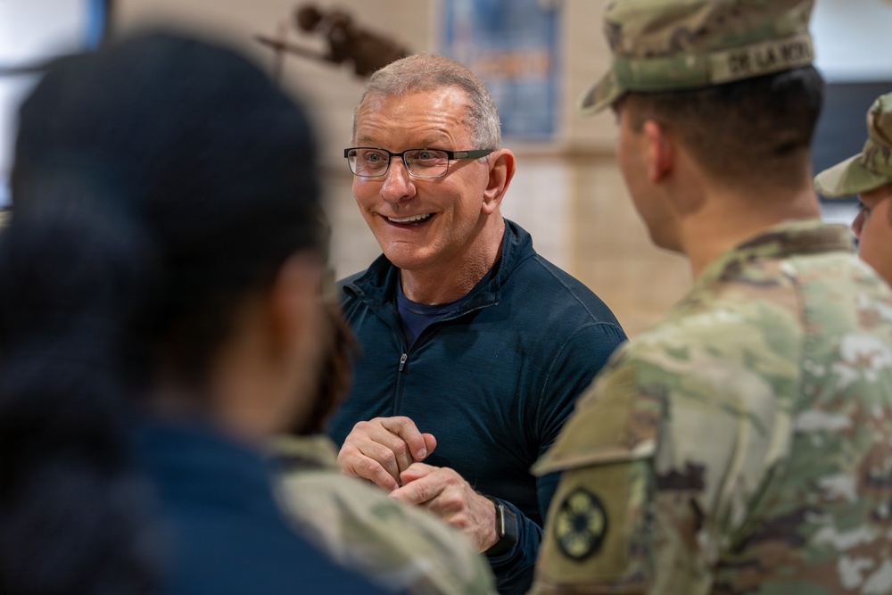 Chef Robert Irvine Reviews Dishes Prepared by 92G Soldiers
