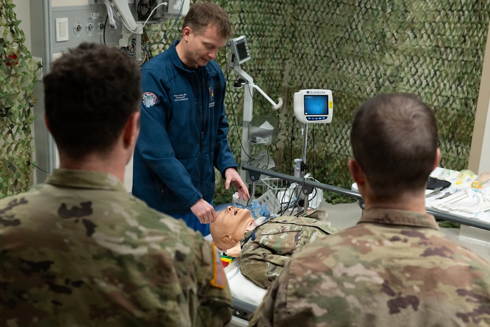 Tri-Service Trauma Course Strengthens Medical Readiness in Europe