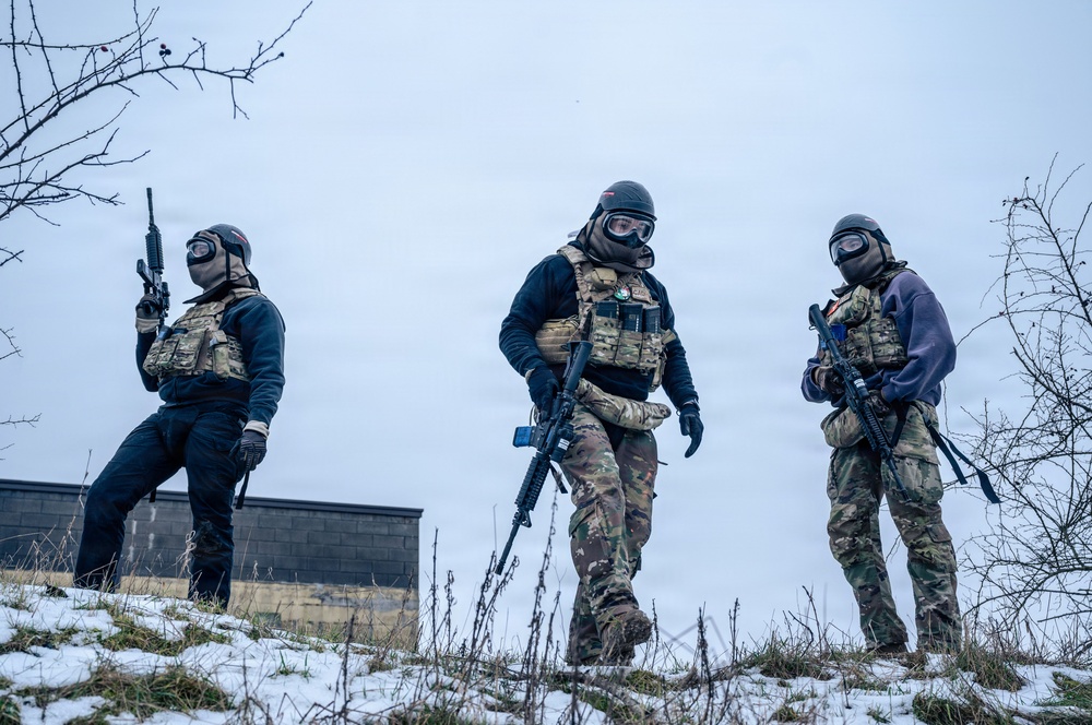 Airmen Face Dynamic Threats During Air Advisor Upgrade Evaluation