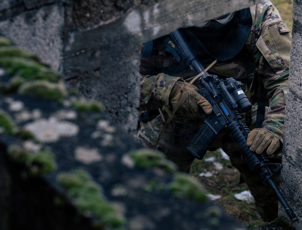 Airmen Face Dynamic Threats During Air Advisor Upgrade Evaluation