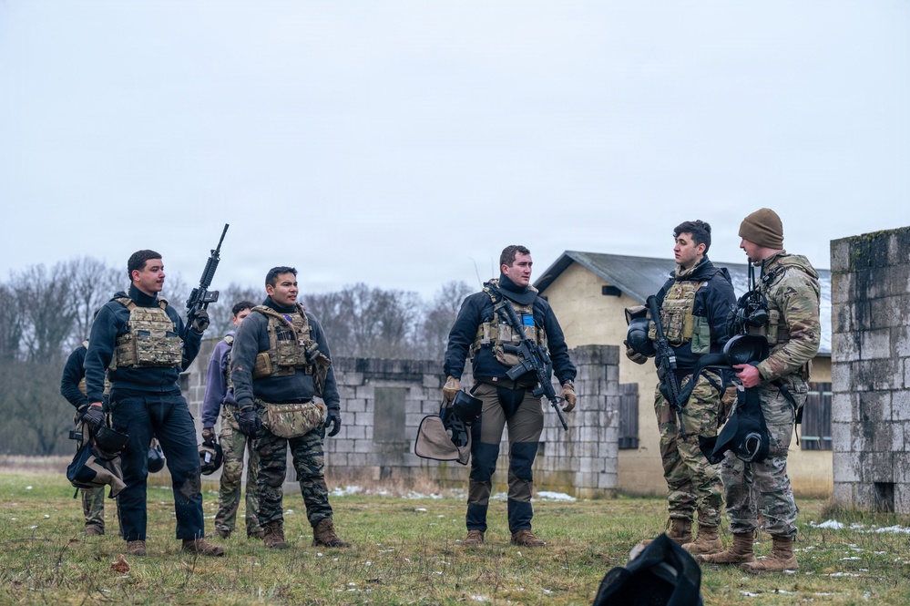 Airmen Face Dynamic Threats During Air Advisor Upgrade Evaluation