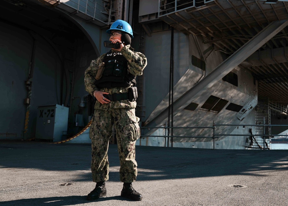 Ike Conducts Planned Incremental Availability maintenance period