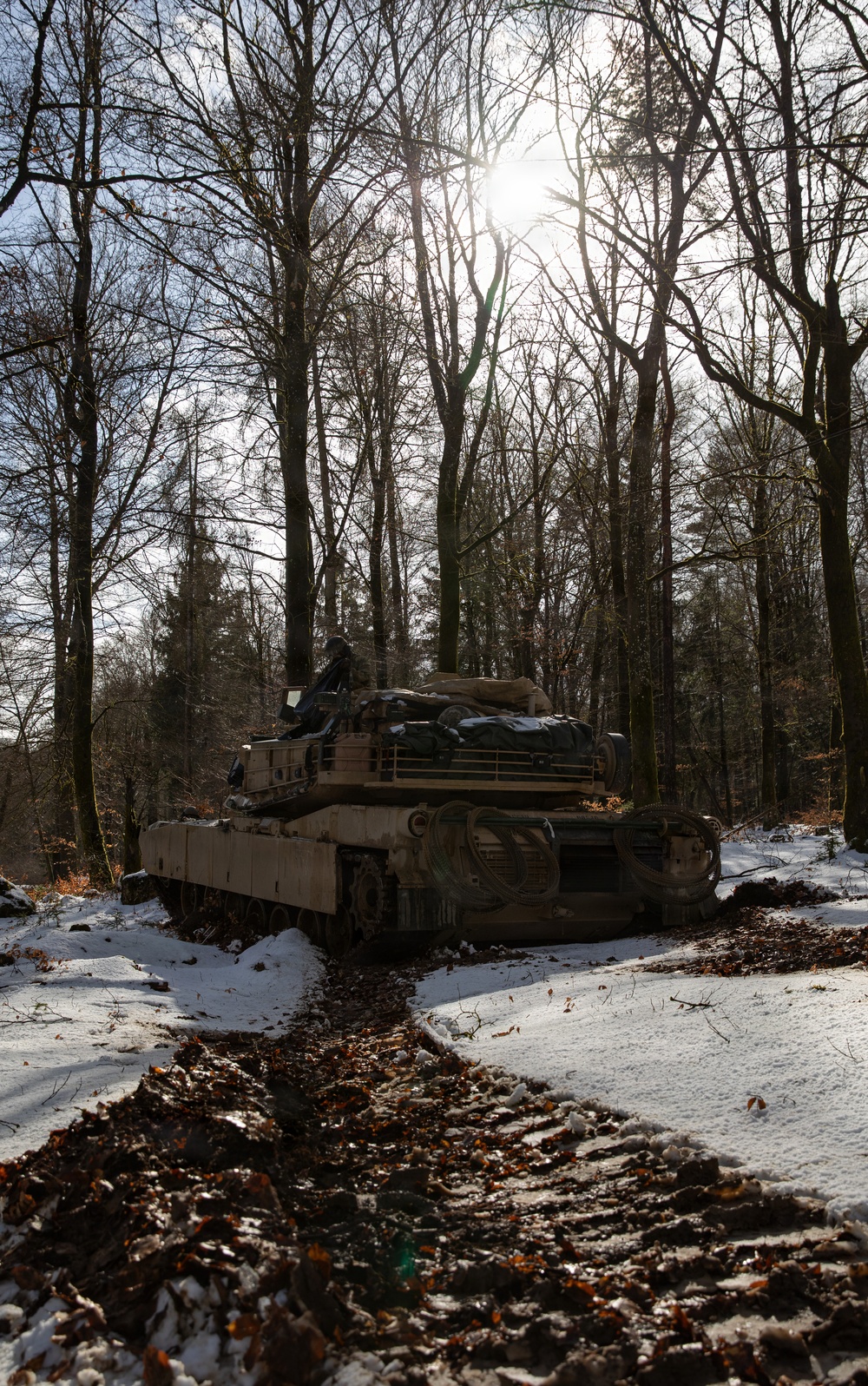 U.S. Army Soldiers Perform Maintenance On Their M1 Abrams Tank During Combined Resolve 26-05