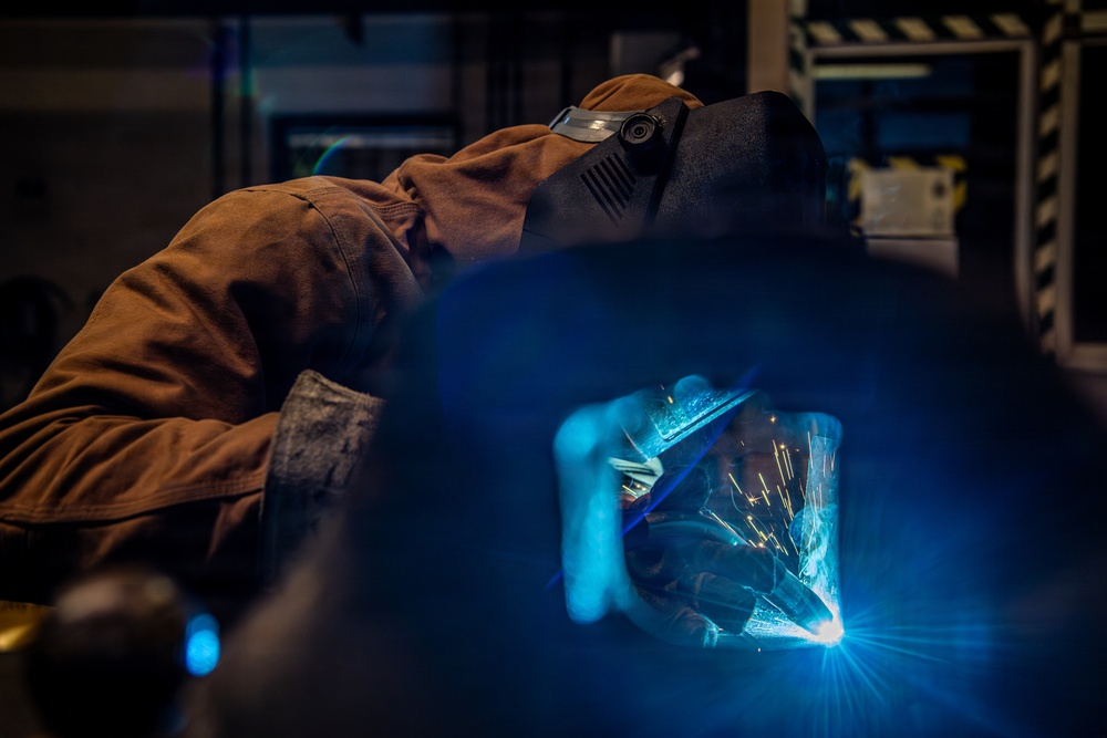 86th Maintenance Squadron metal technicians melt limits, shape readiness