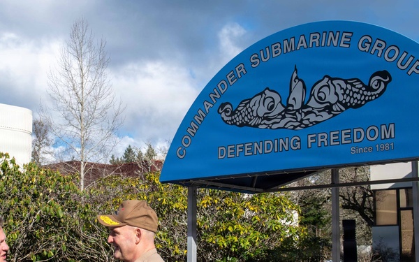 Assistant Secretary of the Navy for Energy, Installations, and Environment visits Submarine Group 9