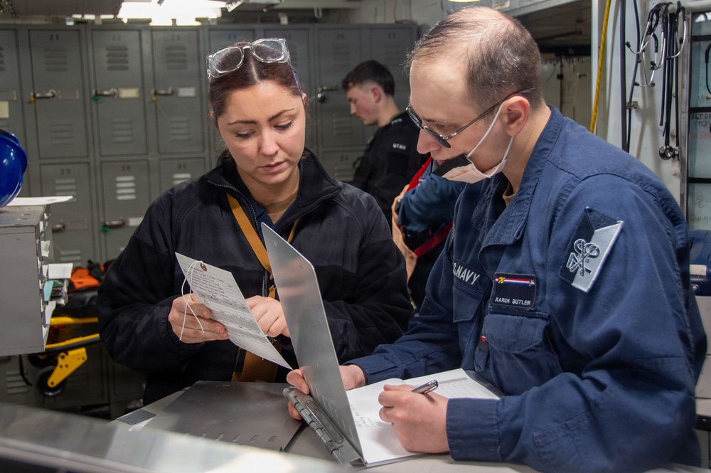 Ronald Reagan Sailors Conduct Mass Casualty Drill