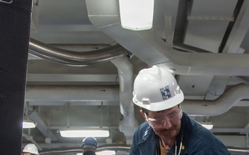 Ronald Reagan Sailors Conduct Mass Casualty Drill