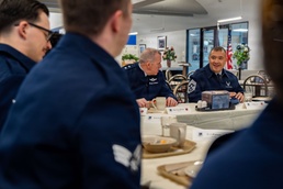 Eighteenth Air Force command team visits 89th Airlift Wing