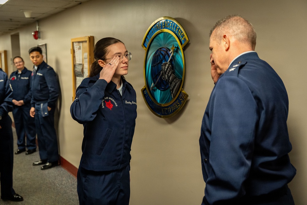 Eighteenth Air Force command team visits 89th Airlift Wing