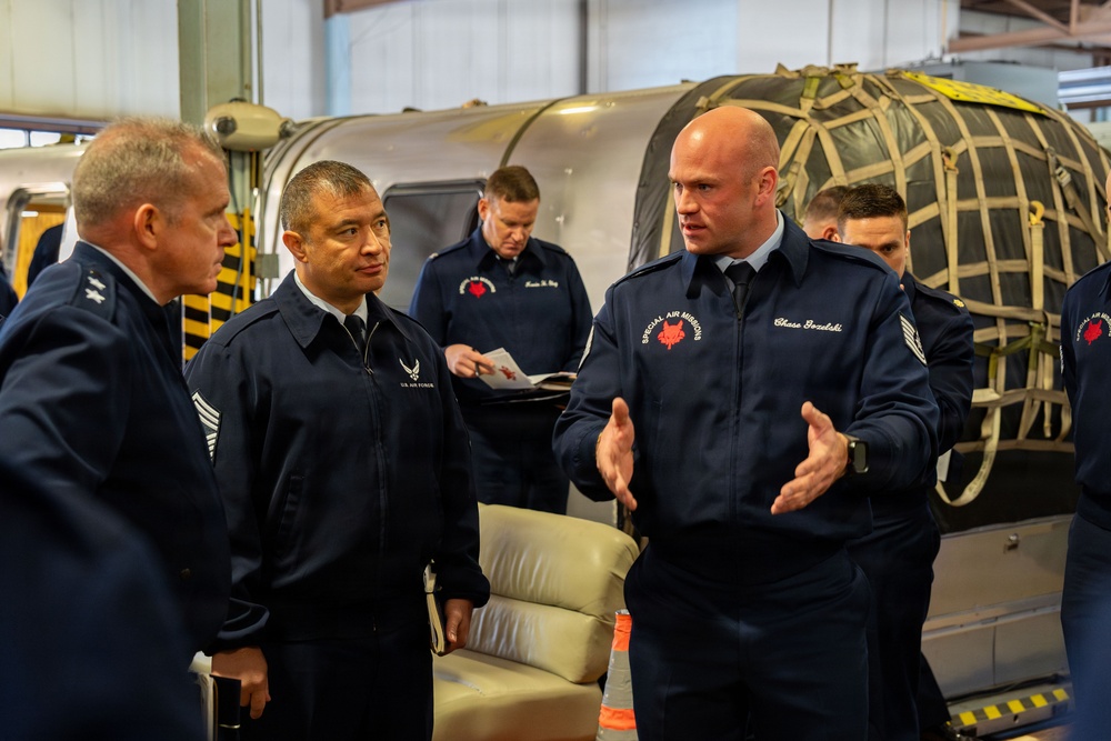 Eighteenth Air Force command team visits 89th Airlift Wing