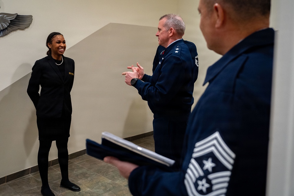 Eighteenth Air Force command team visits 89th Airlift Wing