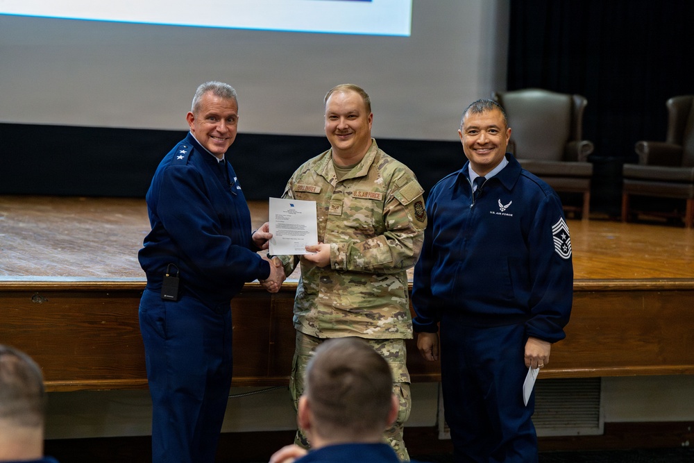 Eighteenth Air Force command team visits 89th Airlift Wing