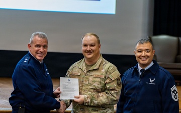 Eighteenth Air Force command team visits 89th Airlift Wing