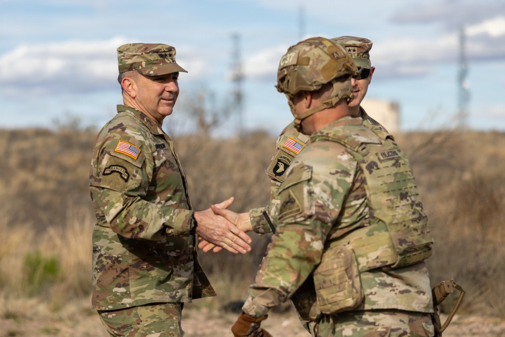 Commanding general of XVIII Airborne Corps visits Joint Task Force-Southern Border