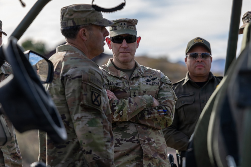 Commanding general of XVIII Airborne Corps visits Joint Task Force-Southern Border