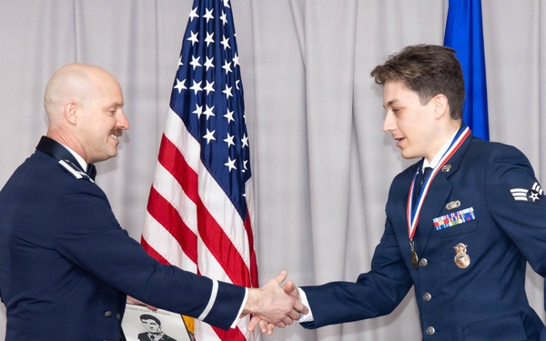 Schwartz earns top honor at Airman Leadership School graduation
