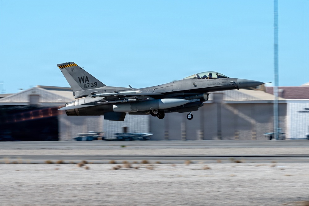 Red Flag-Nellis 26-1 take offs