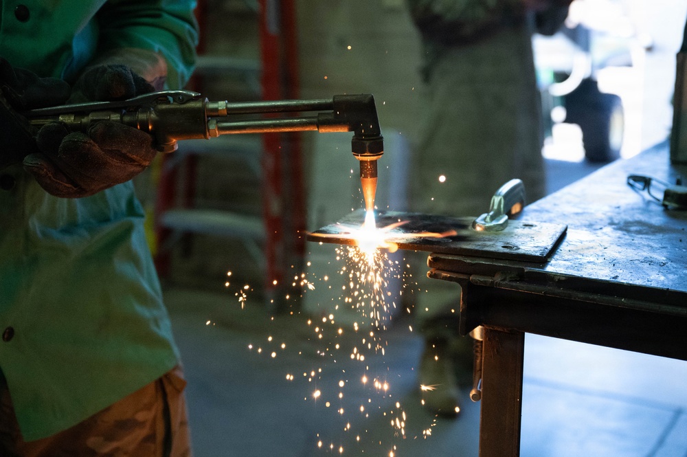161st Civil Engineering Squadron Structures Conduct Welding Training