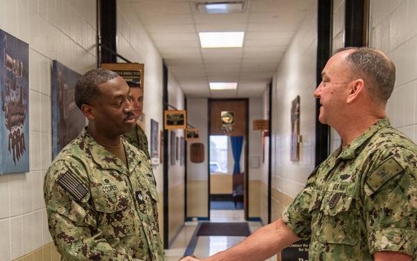 MCPON Perryman Visits SWESC Great Lakes