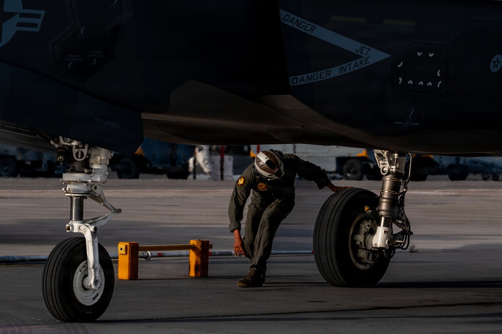 Marine Corps F-35B Lightning II recovery in support of RF 26-1