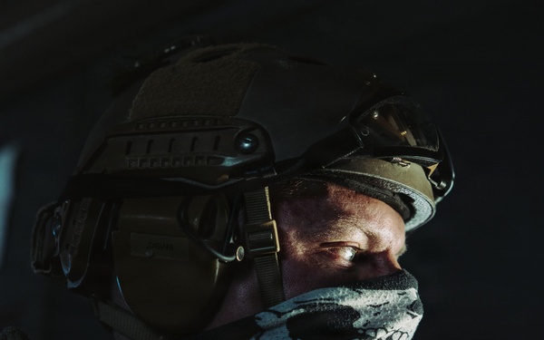 11th MEU Maritime Raid Force Conducts Static Line and Military Free Fall Training