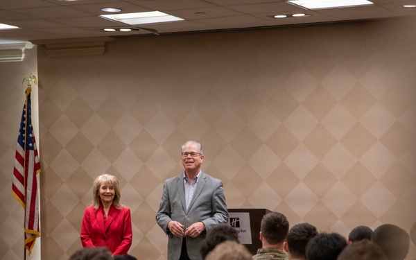 Indiana Governor and First Lady Visit Indiana National Guardsmen