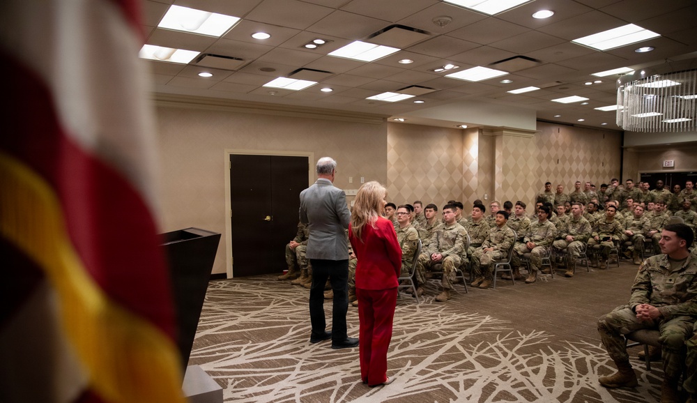Indiana Governor and First Lady Visit Indiana National Guardsmen