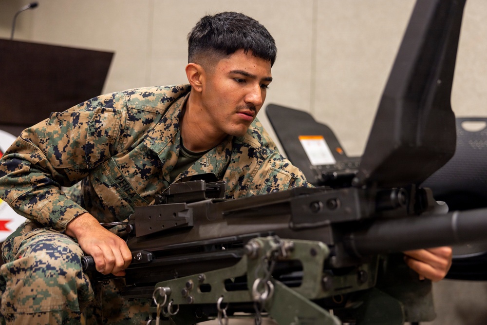 I MEF Marines participate in a basic machine gun course