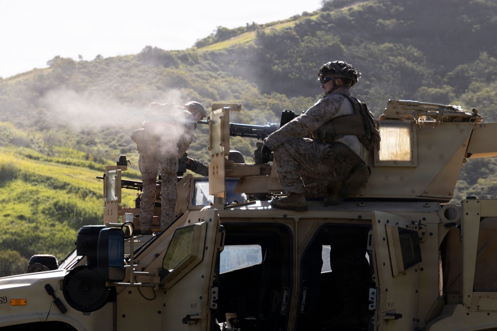 I MEF Marines conduct a machine gun range