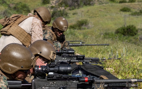 I MEF Marines conduct a machine gun range