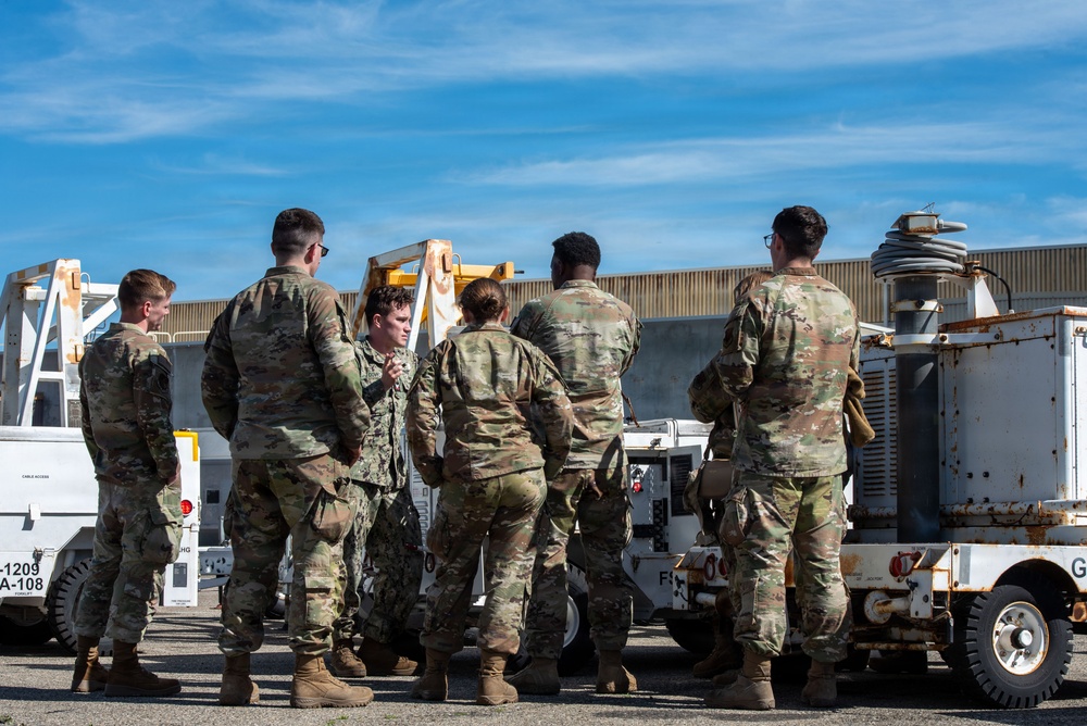 25th ATKW arrives for Bamboo Eagle 26-1